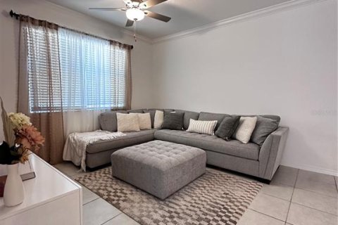 Touwnhouse à vendre à Zephyrhills, Floride: 3 chambres, 166.02 m2 № 1654004 - photo 11