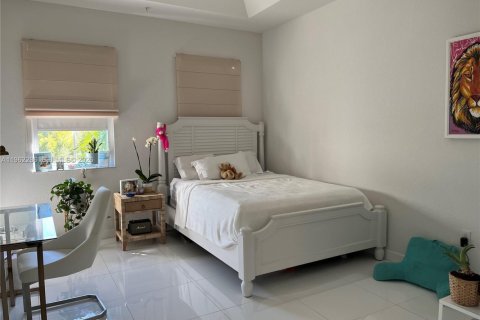 Copropriété à louer à Miami, Floride: 2 chambres, 111.95 m2 № 2024975 - photo 12