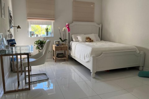 Copropriété à louer à Miami, Floride: 2 chambres, 111.95 m2 № 2024975 - photo 6