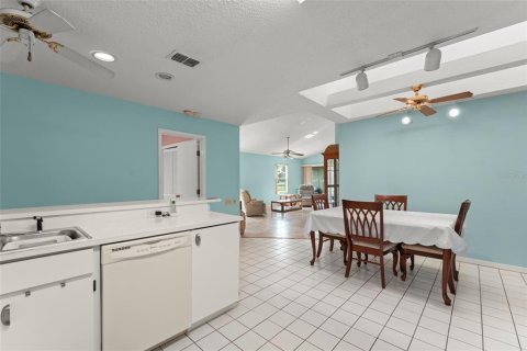 Townhouse in Daytona Beach, Florida 3 bedrooms, 140.65 sq.m. № 1745055 - photo 16