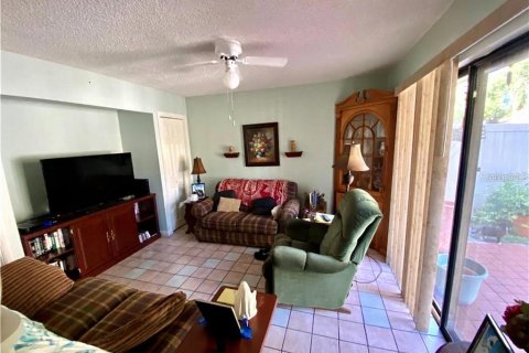 Duplex in Orlando, Florida 3 bedrooms, 161.28 sq.m. № 1871038 - photo 14