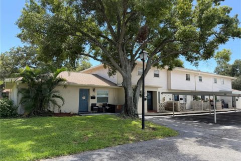 Condo in Pinellas Park, Florida, 2 bedrooms  № 2316482