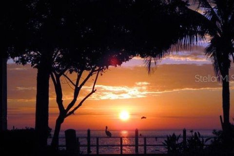 Condominio en venta en Saint Petersburg, Florida, 2 dormitorios, 94.57 m2 № 1853720 - foto 18
