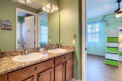 Casa en alquiler en Orlando, Florida, 4 dormitorios, 310.94 m2 № 2204917 - foto 29