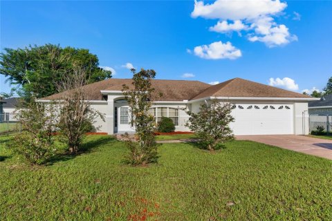 Casa en Ocala, Florida 3 dormitorios, 163.14 m2 № 2362396