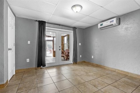 House in Bell, Florida 3 bedrooms, 133.78 sq.m. № 1536326 - photo 30