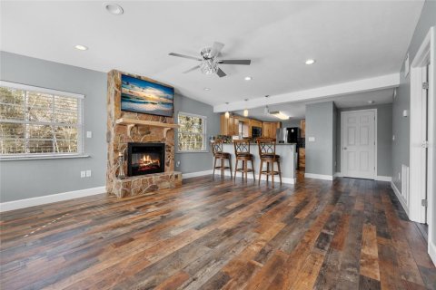 House in Bell, Florida 3 bedrooms, 133.78 sq.m. № 1536326 - photo 16