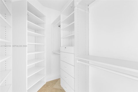 Copropriété à vendre à Miami Beach, Floride: 3 chambres, 217.39 m2 № 2055984 - photo 28