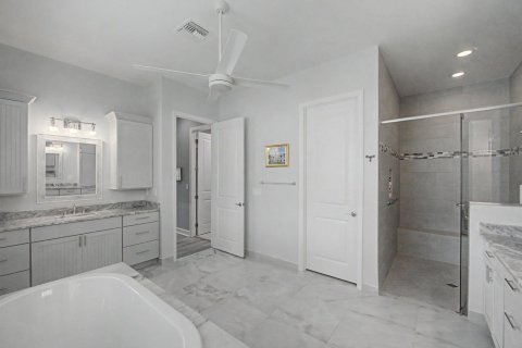 Villa ou maison à vendre à Port St. Lucie, Floride: 3 chambres, 319.21 m2 № 2181216 - photo 17
