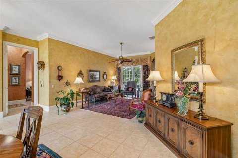 House in Lakeland, Florida 4 bedrooms, 240.43 sq.m. № 2235622 - photo 12