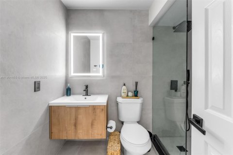 Touwnhouse à louer à Miami, Floride: 2 chambres, 86.96 m2 № 1973121 - photo 6