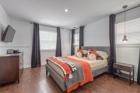 Купить виллу или дом в Маргит, Флорида 4 спальни, 208.38м2, № 2021936 - фото 12