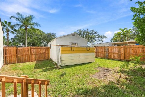 House in Saint Petersburg, Florida 3 bedrooms, 118.64 sq.m. № 2397106 - photo 27