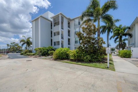 Copropriété à vendre à Placida, Floride: 1 chambre, 64.75 m2 № 1570451 - photo 2