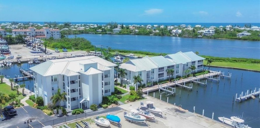 Condominio en Placida, Florida, 1 dormitorio № 1570451