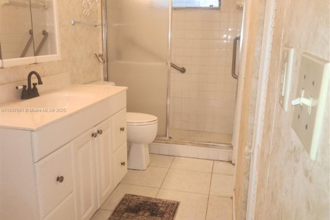 Купить кондоминиум в Тамарак, Флорида 1 спальня, 61.32м2, № 1310343 - фото 17