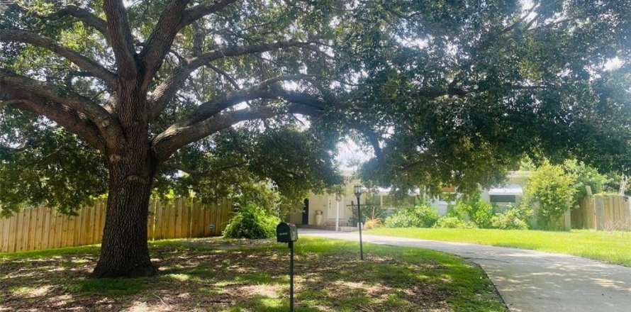 Villa ou maison à Winter Park, Floride 3 chambres, 133.78 m2 № 1856663
