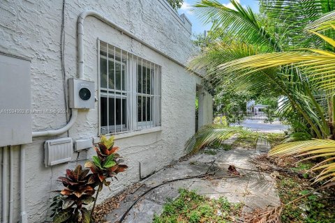Terreno en venta en Miami, Florida № 1188749 - foto 1