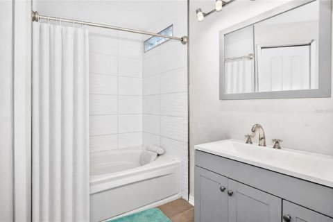 Villa ou maison à vendre à Valrico, Floride: 3 chambres, 122.63 m2 № 2323050 - photo 16