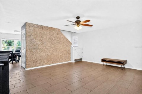 Villa ou maison à vendre à Valrico, Floride: 3 chambres, 122.63 m2 № 2323050 - photo 6