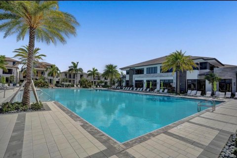 Townhouse in Doral, Florida 3 bedrooms, 259.1 sq.m. № 2087072 - photo 9