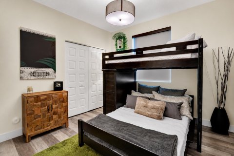 Townhouse in Doral, Florida 3 bedrooms, 259.1 sq.m. № 2087072 - photo 7