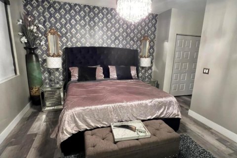 Townhouse in Doral, Florida 3 bedrooms, 259.1 sq.m. № 2087072 - photo 23
