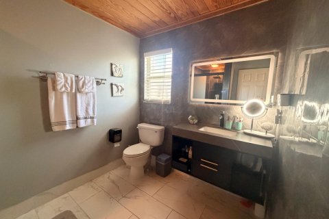 House in Port St. Lucie, Florida 3 bedrooms, 128.48 sq.m. № 2185324 - photo 11