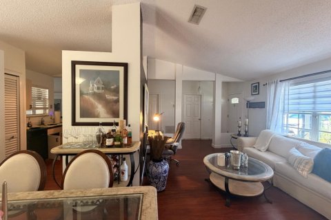 House in Port St. Lucie, Florida 3 bedrooms, 128.48 sq.m. № 2185324 - photo 5
