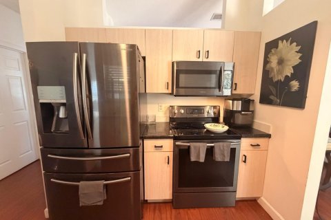 House in Port St. Lucie, Florida 3 bedrooms, 128.48 sq.m. № 2185324 - photo 7