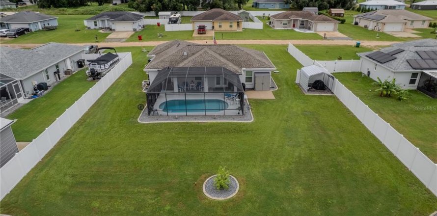 Casa en Inverness, Florida 3 dormitorios, 113.15 m2 № 2302441