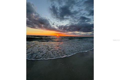 Condominio en venta en Clearwater, Florida, 2 dormitorios, 95.88 m2 № 1245415 - foto 18