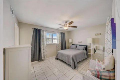 Condominio en venta en Clearwater, Florida, 2 dormitorios, 95.88 m2 № 1245415 - foto 11