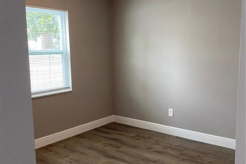 Condo in Tampa, Florida, 2 bedrooms  № 1870483 - photo 10