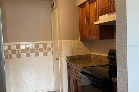 Condo in Tampa, Florida, 2 bedrooms  № 1870483 - photo 7