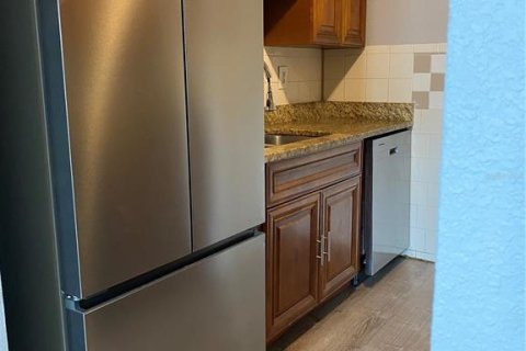 Condo in Tampa, Florida, 2 bedrooms  № 1870483 - photo 8