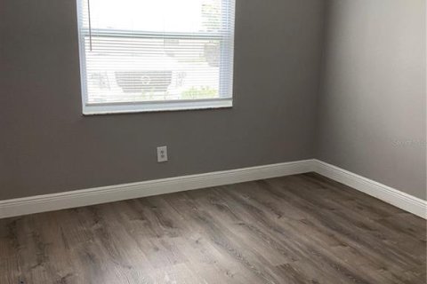 Condo in Tampa, Florida, 2 bedrooms  № 1870483 - photo 16