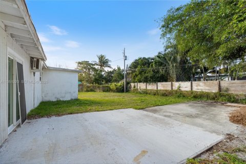 Купить виллу или дом в Помпано-Бич, Флорида 3 спальни, 113.9м2, № 2006041 - фото 26