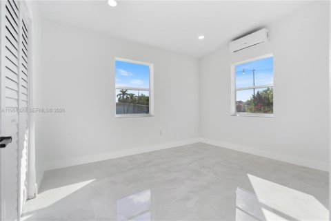 Купить виллу или дом в Помпано-Бич, Флорида 3 спальни, 113.9м2, № 2006041 - фото 21