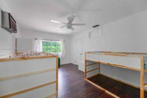 Villa ou maison à louer à Coral Gables, Floride: 3 chambres, 160.81 m2 № 2060535 - photo 28