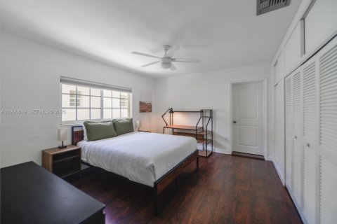 Villa ou maison à louer à Coral Gables, Floride: 3 chambres, 160.81 m2 № 2060535 - photo 18