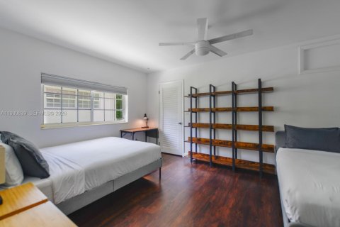 Villa ou maison à louer à Coral Gables, Floride: 3 chambres, 160.81 m2 № 2060535 - photo 23