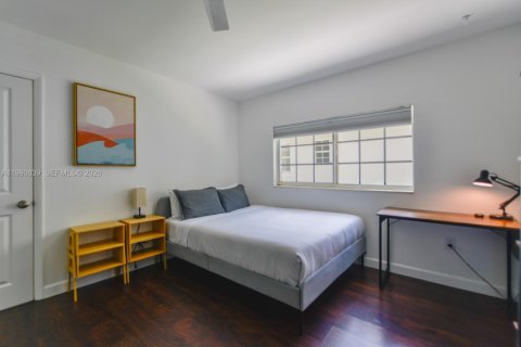 Villa ou maison à louer à Coral Gables, Floride: 3 chambres, 160.81 m2 № 2060535 - photo 20