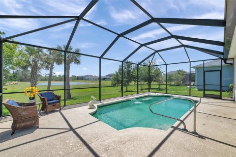 House in Tarpon Springs, Florida 4 bedrooms, 177.07 sq.m. № 1721058 - photo 4