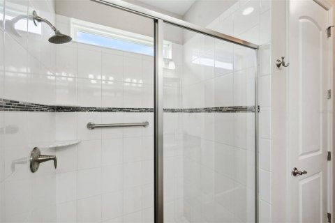 House in Tarpon Springs, Florida 4 bedrooms, 177.07 sq.m. № 1721058 - photo 25