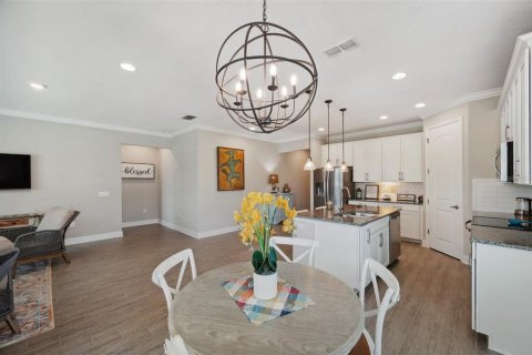 House in Tarpon Springs, Florida 4 bedrooms, 177.07 sq.m. № 1721058 - photo 18