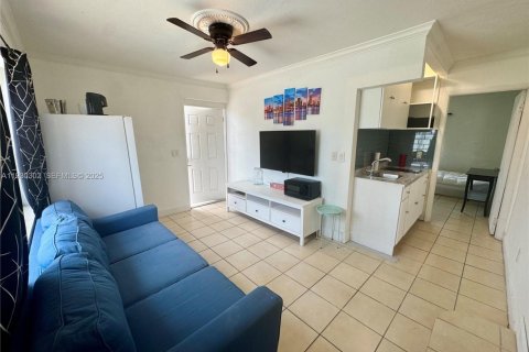 Купить виллу или дом в Майами, Флорида 4 спальни, 159.61м2, № 2034498 - фото 13