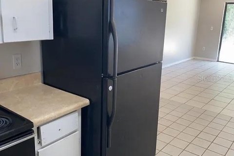 Appartement à louer à Apopka, Floride: 2 chambres, 91.04 m2 № 1803750 - photo 3
