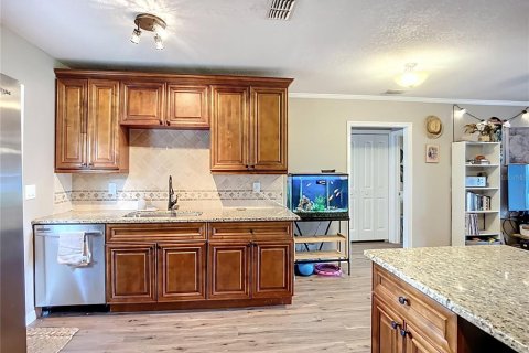 Apartment in Brandon, Florida 2 bedrooms, 92.9 sq.m. № 1883431 - photo 8