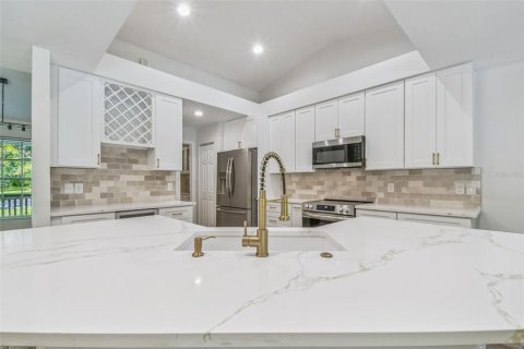 Casa en venta en Seffner, Florida, 5 dormitorios, 248.98 m2 № 1886860 - foto 25